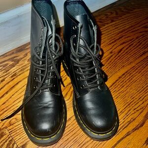 Dr.Martens 1460 NAPPA LEATHER LACE UP BOOTS